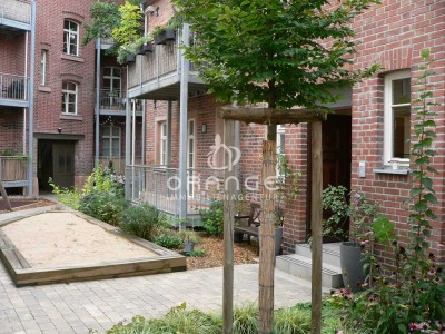 ***TOP: Bezug nach Kernsanierung - Traumhaft Wohnen in histor. Objekt : 2-ZKB mit Balkon auf 46 QM