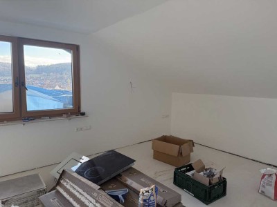 Helle 3-Zimmer Dachgeschosswohnung in Blumberg