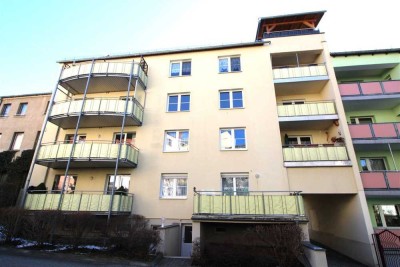 geräumige 2-Raumwohnung mit Balkon im Zentrum