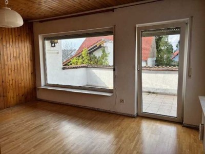 Helle 3-Raum-Wohnung mit zwei Balkonen in Darmstadt