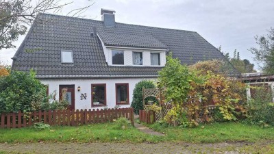 Großes Einfamilienhaus in Kleinwiehe zu verkaufen, Eigene PV Anlage,~1500 m2 Grundstück