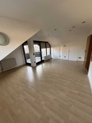 3-Zimmer-Wohnung mit Balkon und EBK in Schwäbisch Gmünd - Bargau