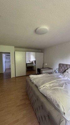 4,5 Zimmer Wohnung mit XXL Garten + Balkon