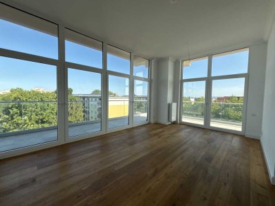 Exklusive 3-Zimmer-Wohnung mit ca. 18 m² Panorama-Balkon
