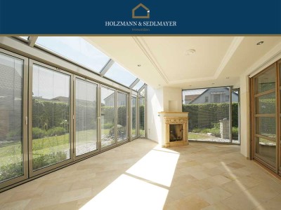 Repräsentative Villa für anspruchsvolles Wohnen: Freistehendes Architektenhaus in Manching