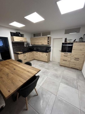 Modernisierte 2 Zimmer Wohnung im Zentrum von Hengersberg