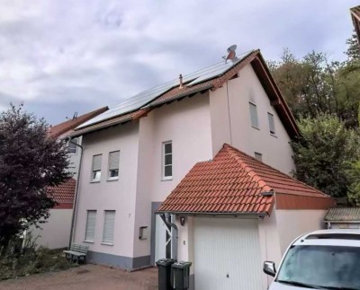 Charmantes Einfamilienhaus mit Photovoltaikanlage und moderner Ausstattung