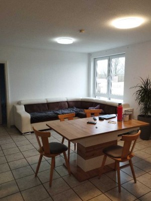 Helle 4-Zimmer Wohnung im 1. OG in Reinheim