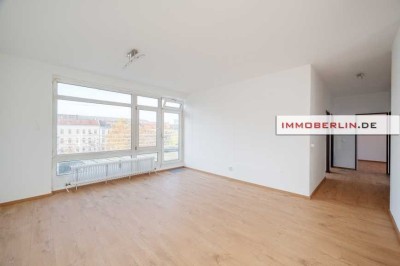 IMMOBERLIN.DE - Echtes Penthouse in Toplage – Sonnige Wohnung mit Südwestterrasse