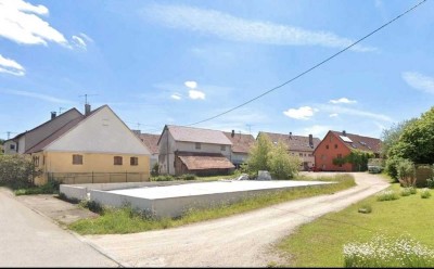 Exklusive Kapitalanlage - Großes Mehrfamilienhaus mit integriertem Supermarkt und Bauplatz