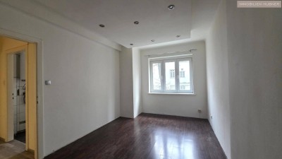 Sanierungsbedürftig + Altbau + 2 Zimmer + separate Küche + 1.OG ohne Lift