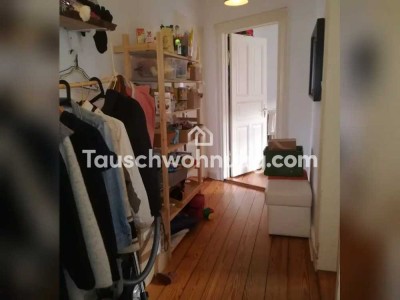 Tauschwohnung: 2 Zimmer Altbauwohnung mit Balkon