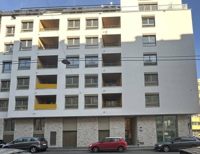 Tolle Investmentmöglichkeit! Helle 2-Zimmer-Wohnung mit gemeinschaftlicher Dachterrasse – Ihr neues Zuhause wartet! *MAJA*