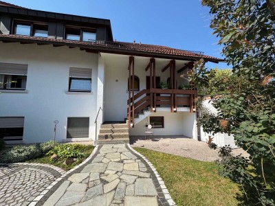 Zwei -bis Dreifamilienhaus in bester Lage