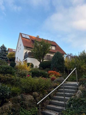 Sanierungsbedürftiges Haus in Heroldsbach mit Entwicklungspotenzial