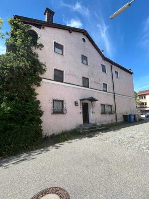 Mehrfamilienhaus in Wurmannsquick am Marktplatz