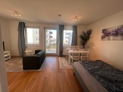 Baujahr 2020! Voll ausgestattetes Apt. in modernem Gebäude mit Balkon & Top-Anbindung zum Flughafen