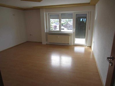 Ehingen (Donau) schöne 3Zi WHG 67qm Balkon, Stellplatz ; TLBad, renoviert