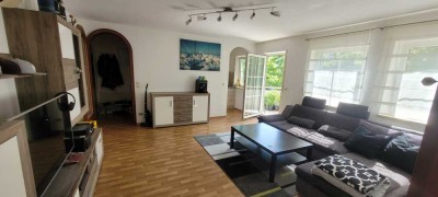 Helle 2-Zimmer Wohnung mit Balkon im 2. OG in Augsburgs Universitätsviertel