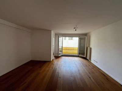 2-Zimmer-Wohnung - perfekte Aufteilung - Balkon - Hofruhelage - Provisionsfrei - ca 57 m²