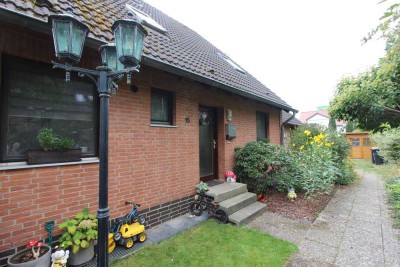 Familienfreundliches Reihenhaus mit pflegeleichten Garten!