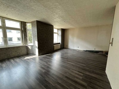 Ideal für Selbstrenovierer - Geräumige 3-Zimmer Wohnung mit zwei Balkone