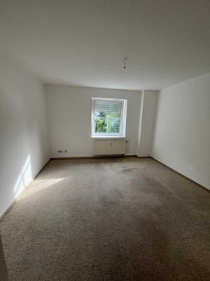 schöne 2-Raumwohnung in ruhiger Lage in Böhlen - FE 12 / 1. OG links
