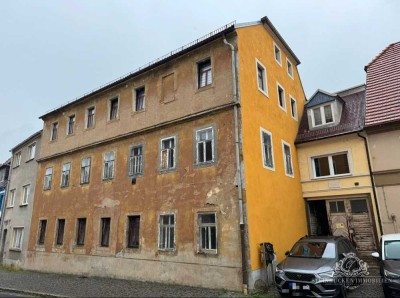 Denkmalgeschütztes Mehrfamilienhaus in Lommatzsch mit Ausbaureserven und Sanierungspotenzial