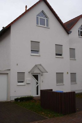 NICE TOWNENDHOUSE IN QUIET LOCATION! GEPFLEGTES REIHENENDHAUS IN RUHIGER LAGE!