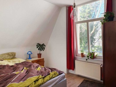 Perfekte "erste" Wohnung! Niedliche 2-Raum im ruhigen Hinterhaus am Rand vom Paulusviertel