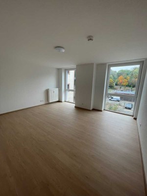 Attraktive und sanierte 4-Raum-Terrassenwohnung mit EBK in Kaiserslautern