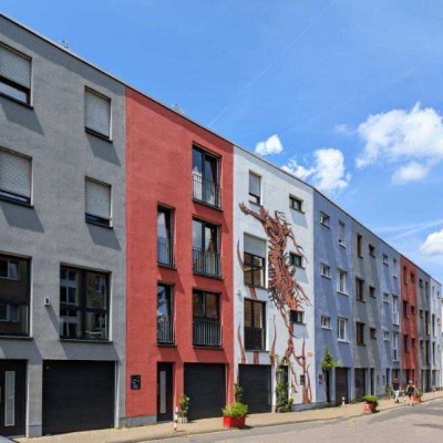 5-Zimmer-Reihenhaus mit EBK, Dachterrasse, Garage und Blick ins Grüne in Köln Kalk