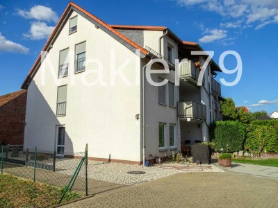 Investieren leicht gemacht: Moderne DG-Wohnung mit Balkon & Carport