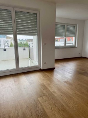 3-Zimmer-Traum mit 2 Bädern & Parkett – Ruhig gelegen, schnell in München