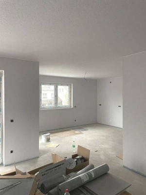 Erstbezug - 2 edle 3 ZKB Penthouse Wohnungen im Neubau