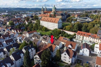 2 BALKONE + 2 BÄDER! Großzügige, helle 4-Zi.-Maisonettewohnung im Herzen von Weingarten