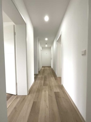 3-Zi.-Wohnung mit Balkon im EG in Bad Arolsen  – hochwertig saniert und sofort verfügbar