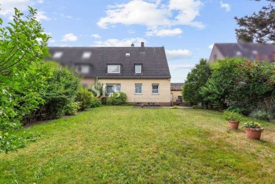 Zweifamilienhaus mit großem Garten in ruhiger Lage von Herten