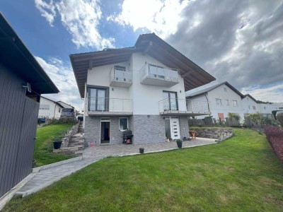 Großzügiges Einfamilienhaus mit Einliegerwohnung und herrlichem Blick über Gammertingen