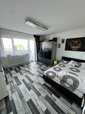 1250 € - 79 m² - 3.0 Zi.