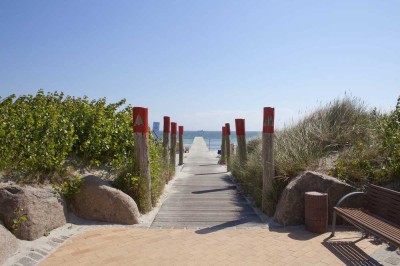 "PACK DIE BADEHOSE EIN..." Endetage direkt am Strand!