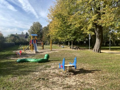 4 Zimmer, Küche, Bad - alles mit Fenster
