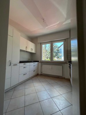 Helle 3-Zimmer-Wohnung mit großem Garten