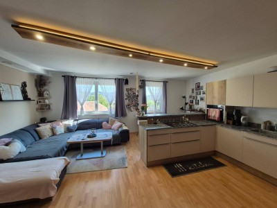 SCHÖNE MAISONETTEWOHNUNG IM ZENTRUM VON NEULENGBACH