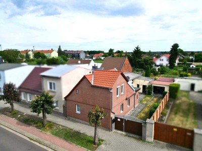 KLEINES WUNDER MIT GROSSEM HERZEN