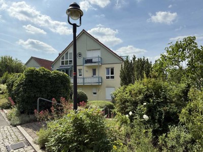 NEU - Stilvolles Wohnen in exzellenter Lage mit eigenem Garten