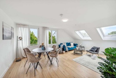 Renovierte 3-Zimmer Dachgeschoss-Wohnung mit Balkon