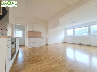 SONNIGE DACHGESCHOSSWOHNUNG I mit Stellplatz in ruhiger Top-Infrastruktur- Lage