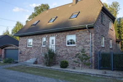 Freistehendes Einfamilienhaus am Naturschutzgebiet, Plus weitere 89 m² Souterrain