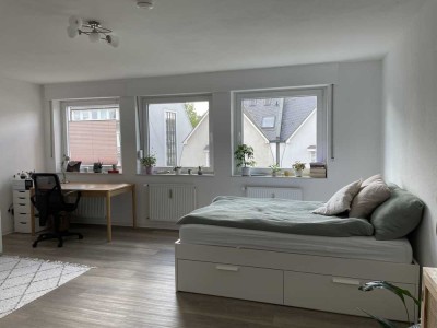 Helles und saniertes 40m² Single-Apartment mit Südwestbalkon mitten im Kreuzviertel